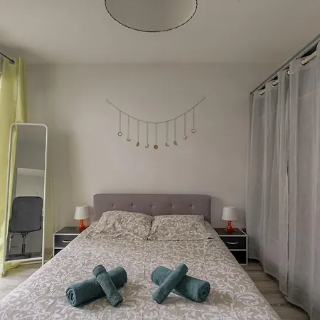 Cocon Urban Terrasse Et Stationnement Gratuit Appartement *
